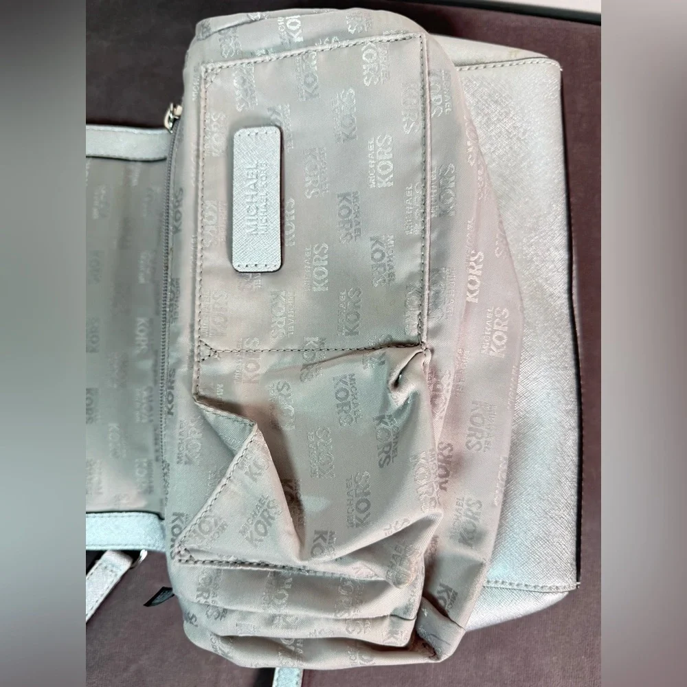 Michael Kors satchel crossbody Saffiano leather metallic silver crystal floral - Picture 12 of 16